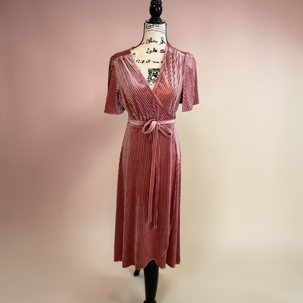 Simple Blush/rose stretch  Velvet Midi Dress